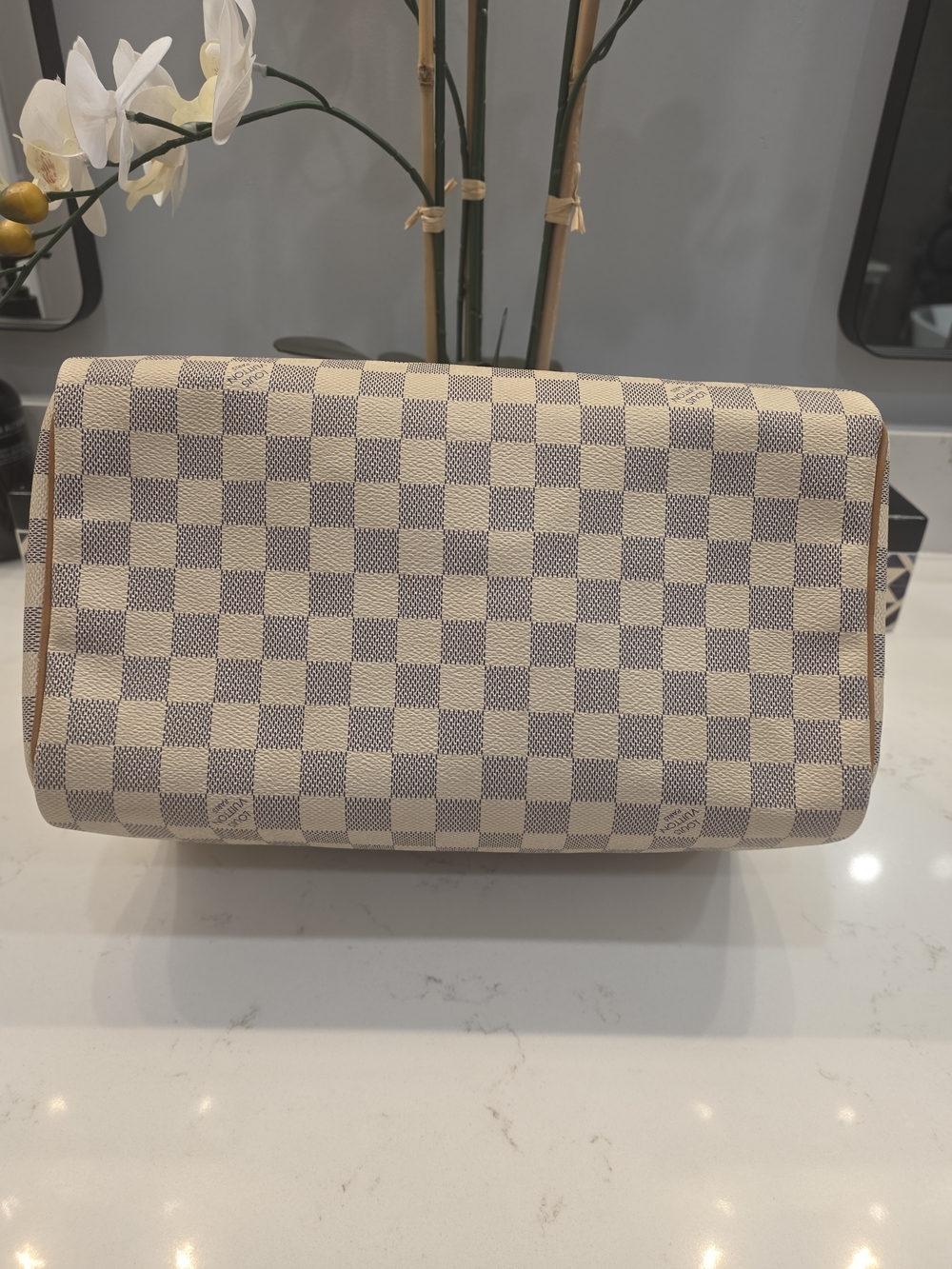 Louis Vuitton Damier Azur Satchel in Cream and Tan - Picture 4 of 16